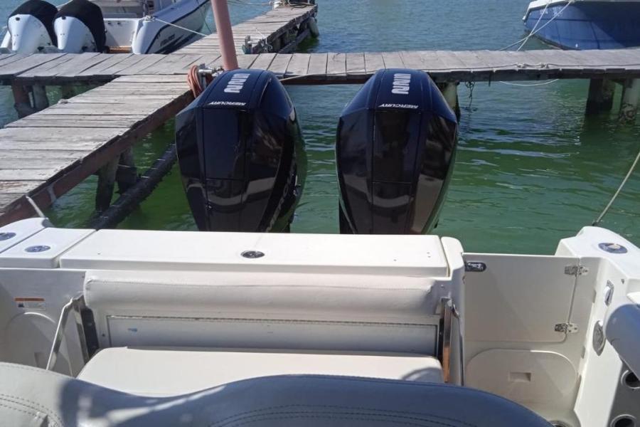 2007 Hydra Sport 25 Center Console