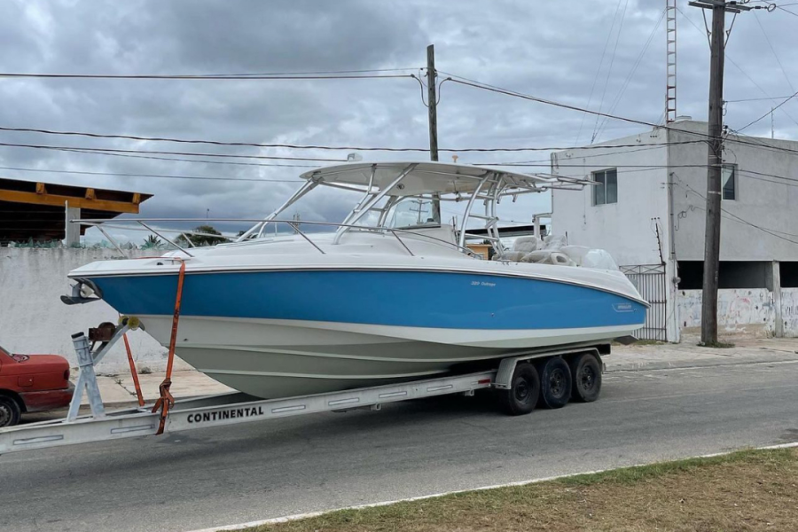 2008 Boston Whaler 32 Cuddy Cabin